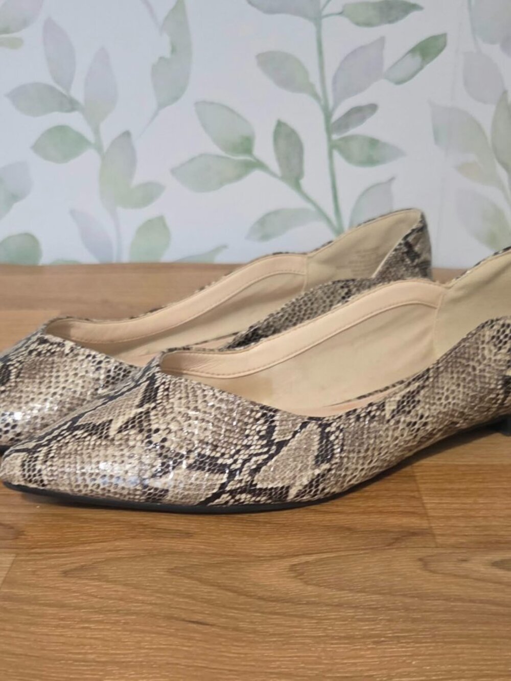 Kelly & Katie Pirassa Snakeskin Pointed-Toe Ballet Flats - Size 7M